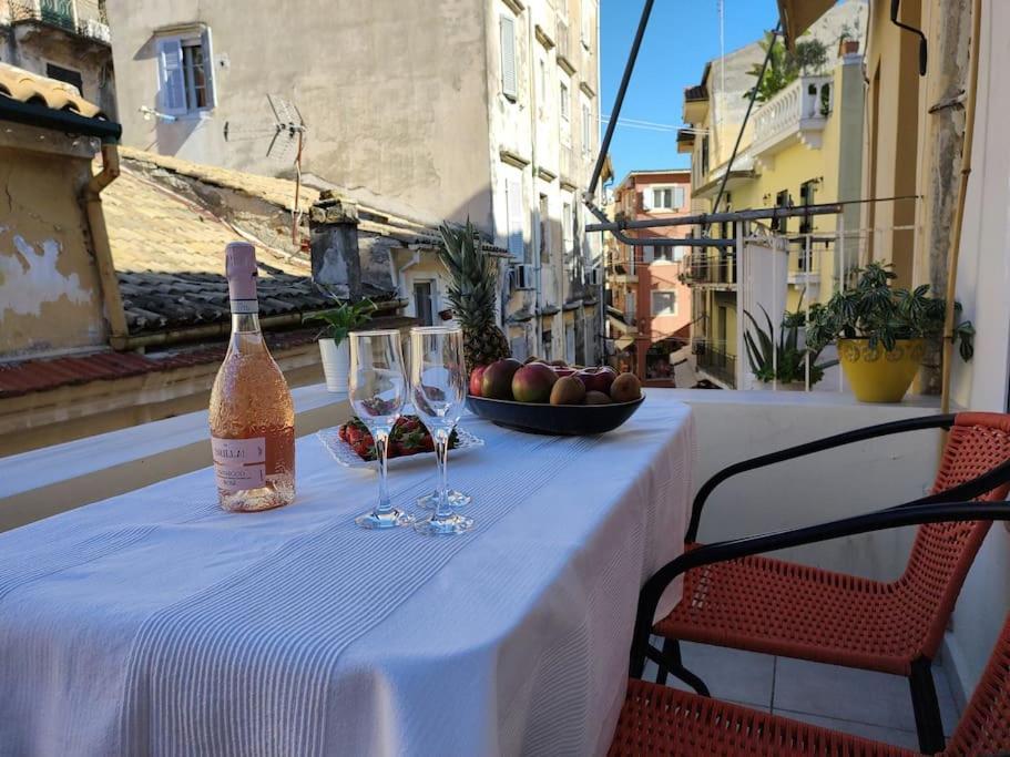 Mary'S Bright Apartment - Corfu Old Town Exterior photo