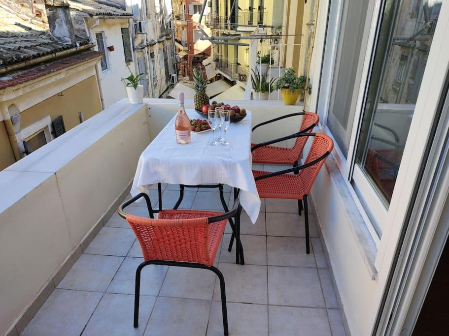 Mary'S Bright Apartment - Corfu Old Town Exterior photo